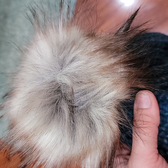 NWT knit faux fur pom hat main image 5